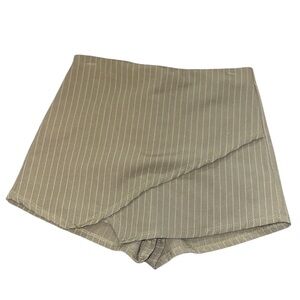 NWOT Womens Skort